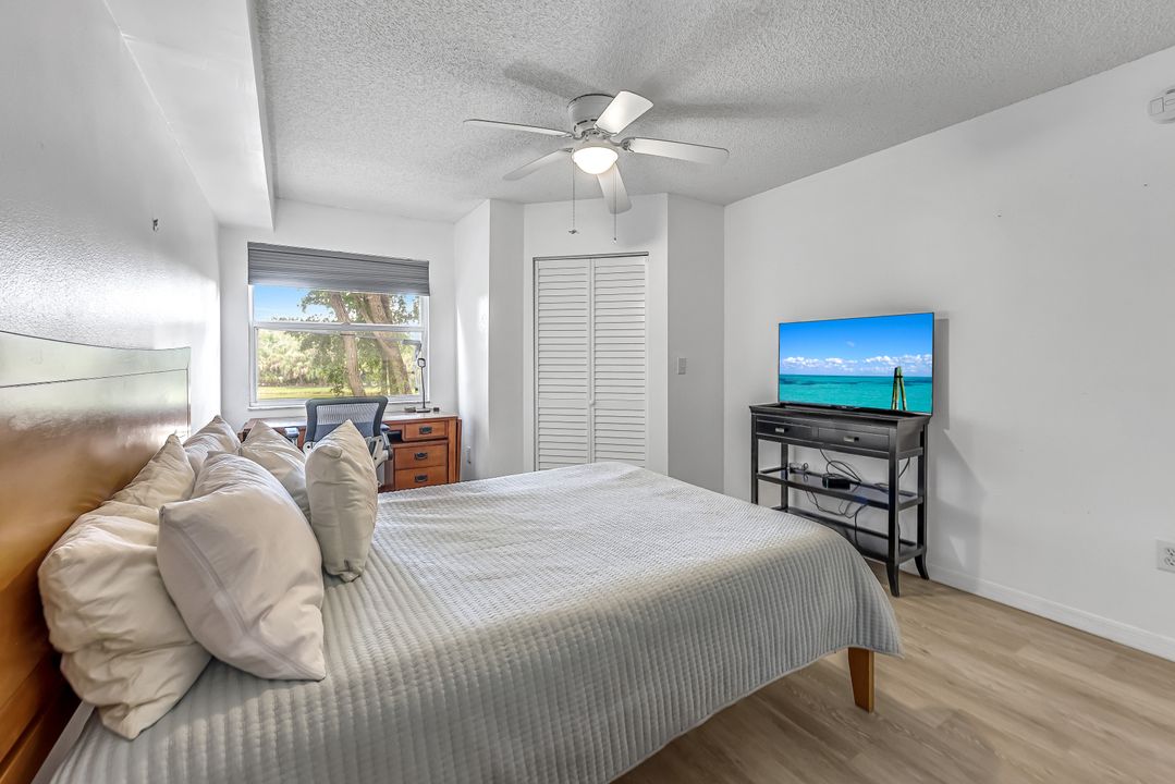8851 Colonnades Ct W #126, Bonita Springs, FL 34135