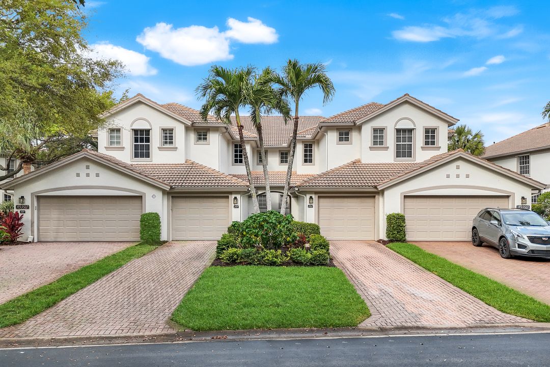 10392 Autumn Breeze Dr #202, Bonita Springs, FL 34135