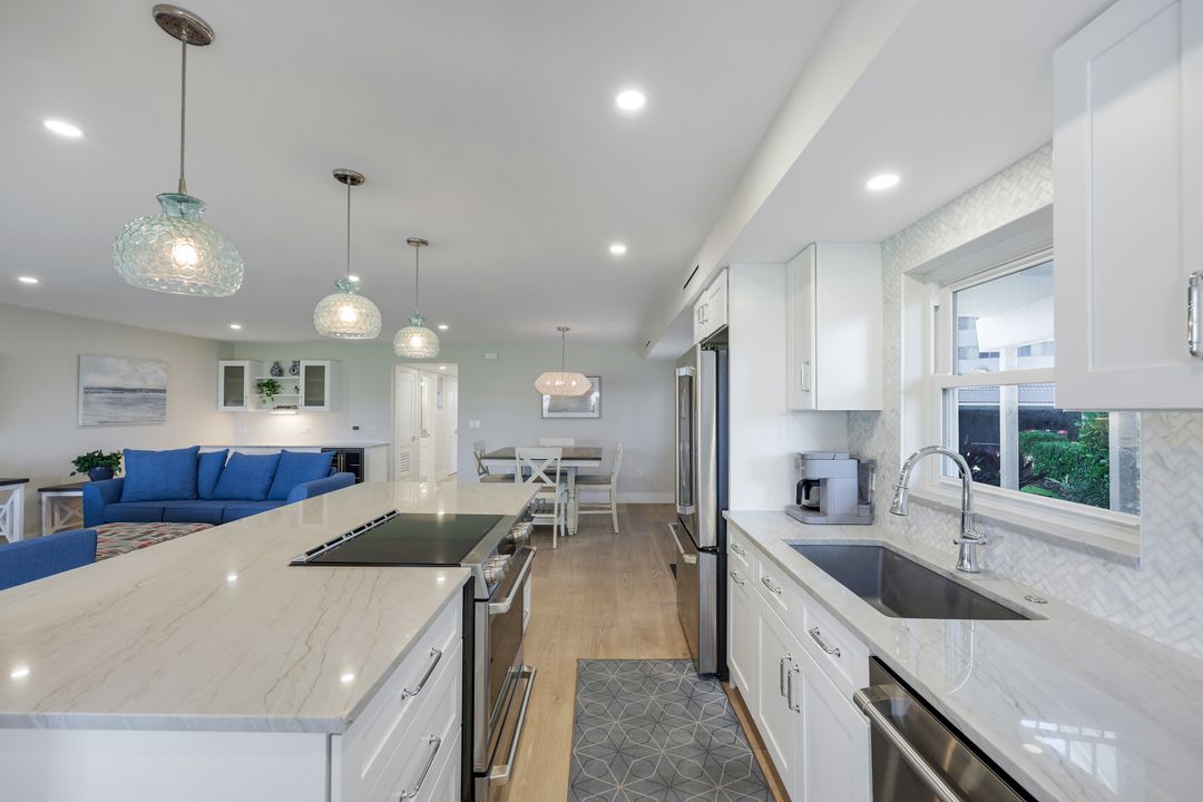 3400 Gulf Shore Blvd N #B2, Naples, FL 34103