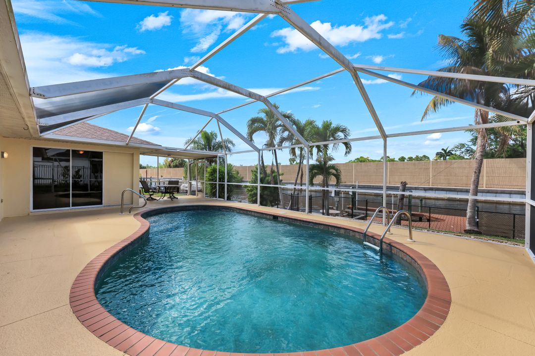 2513 Everest Pkwy, Cape Coral, FL 33904