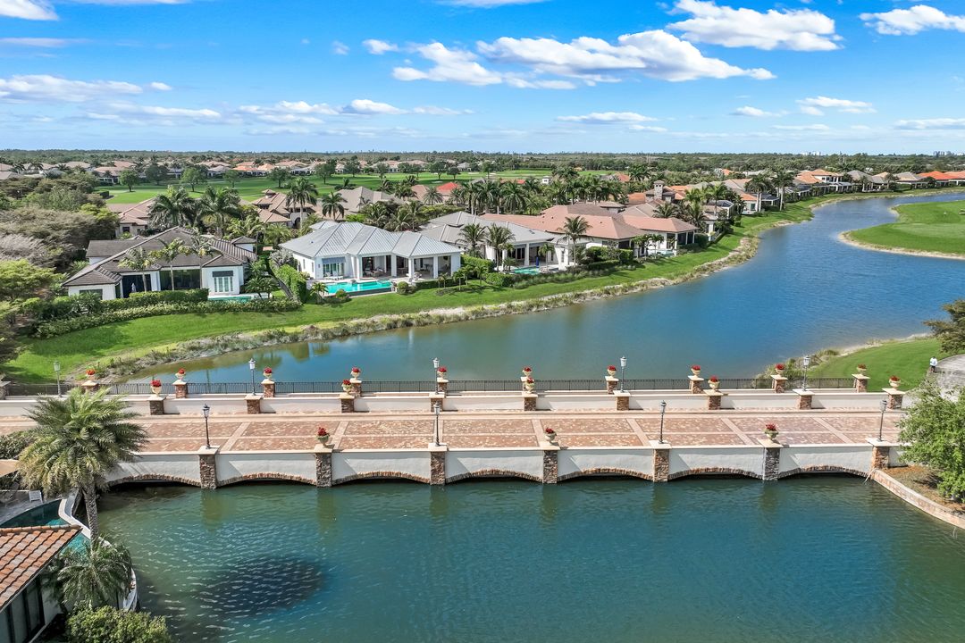 16415 Seneca Way, Naples, FL 34110