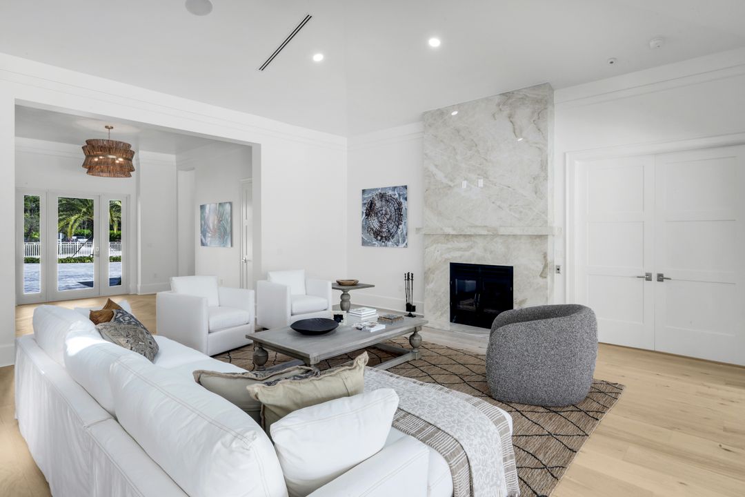 3136 Ravenna Ave, Naples, FL 34120