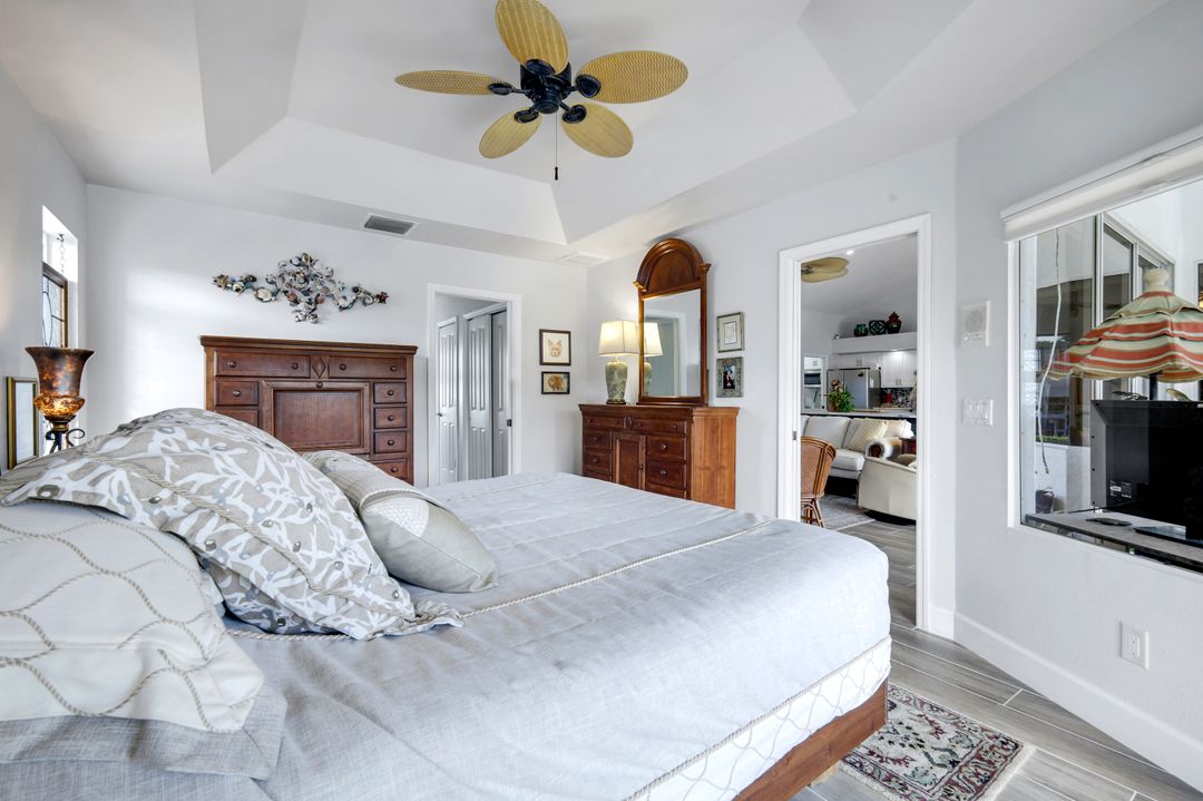 4913 SW 11th Ave, Cape Coral, FL 33914