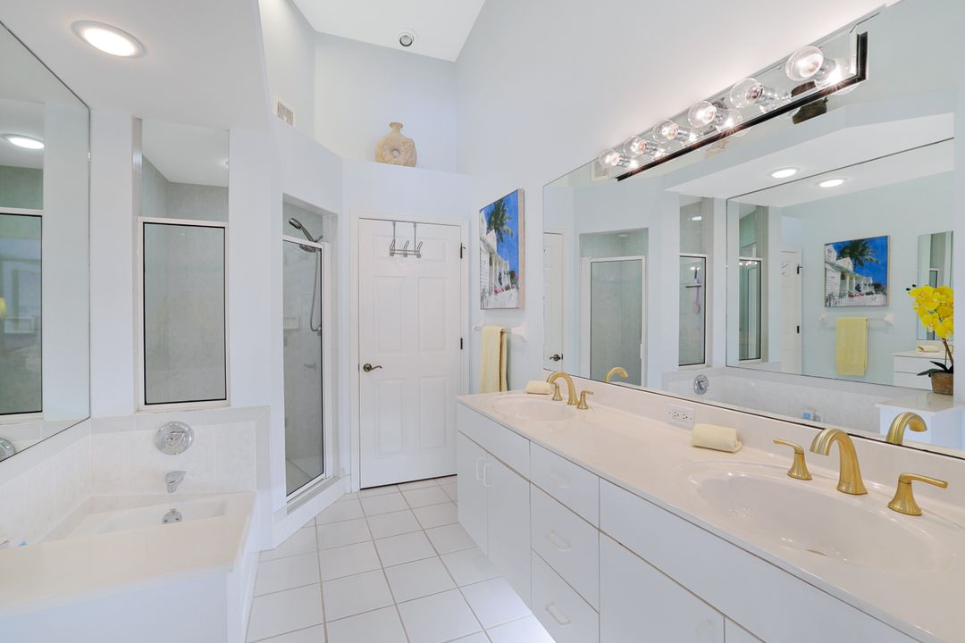 1650 Windy Pines Dr #2, Naples, FL 34112