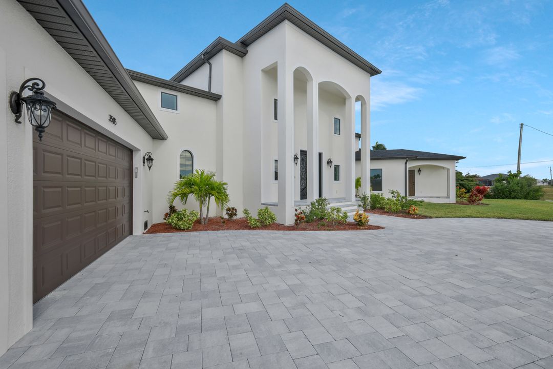 3505 NW 44th Ave, Cape Coral, FL 33993