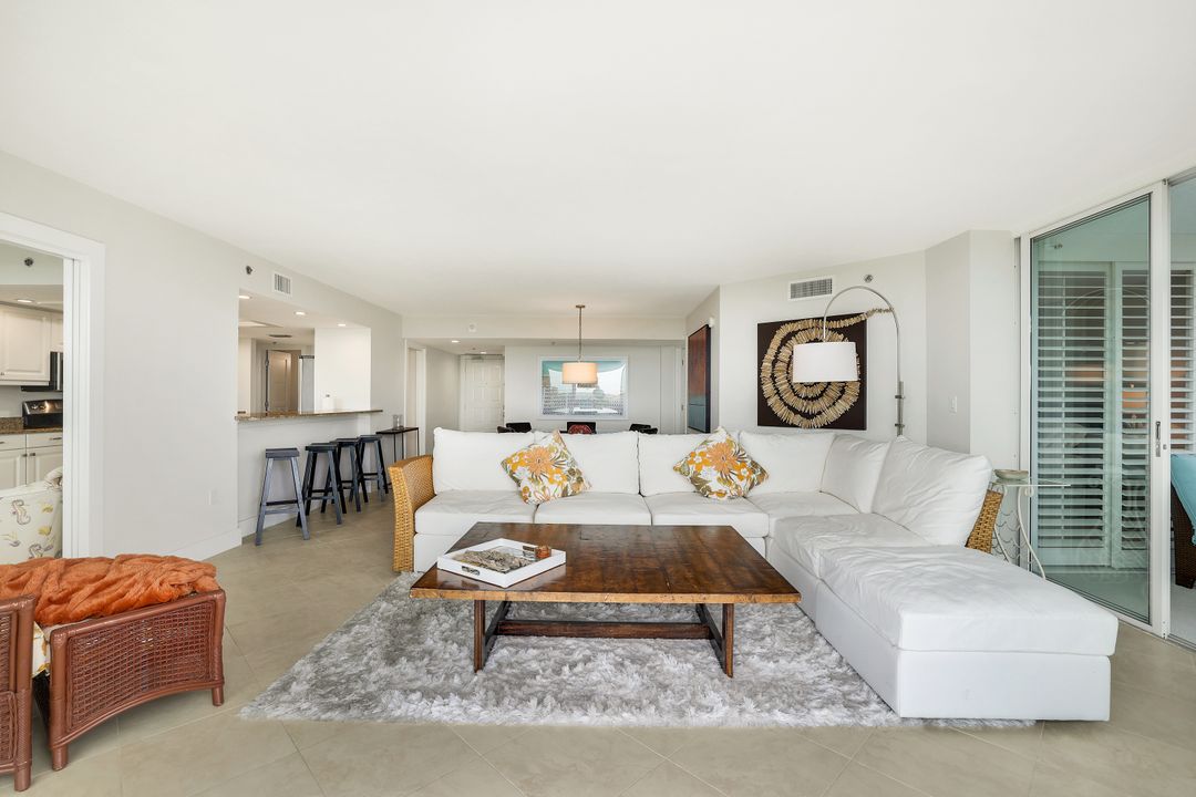 6361 Pelican Bay Blvd #601, Naples, FL 34108