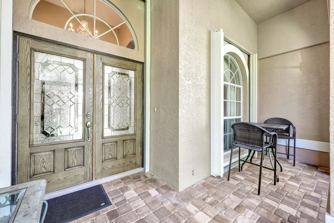 25740 Creekbend Dr, Bonita Springs, FL 34135