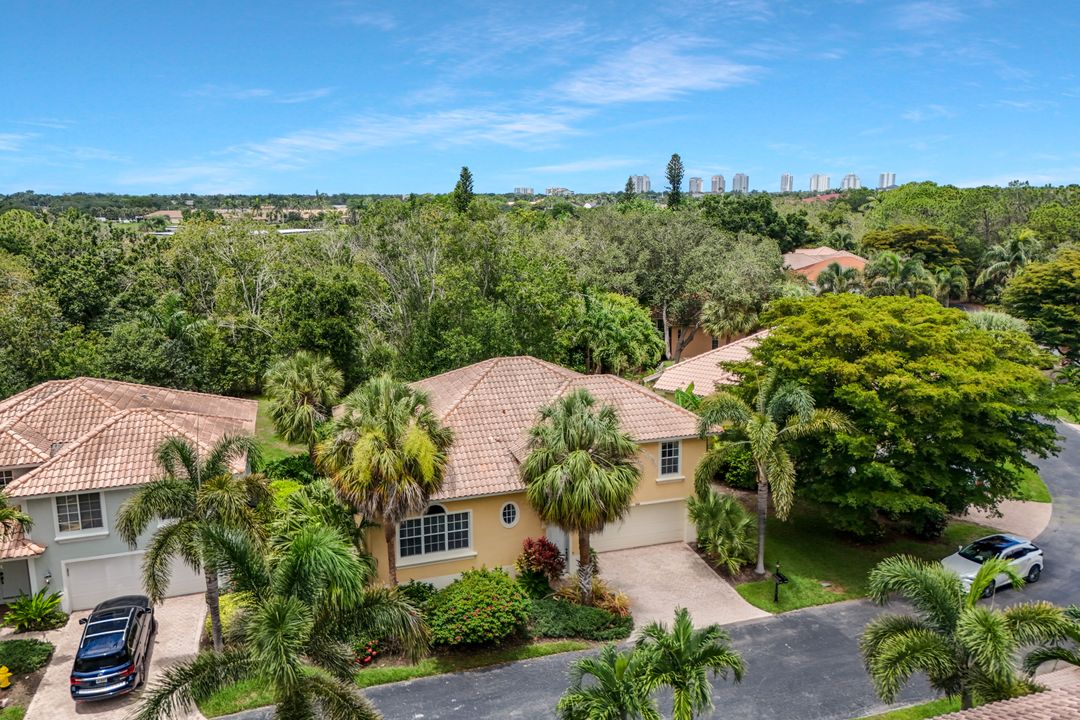 9168 Brendan Preserve Ct, Bonita Springs, FL 34135