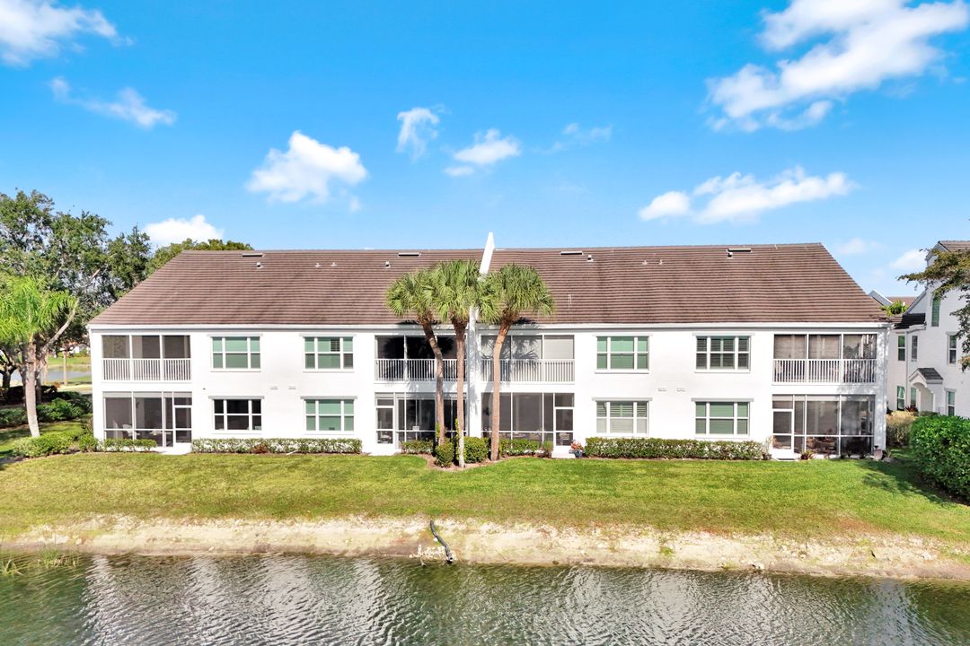 5967 Sand Wedge Ln #104, Naples, FL 34110