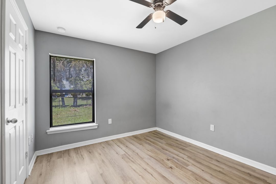 443 Shadow Lakes Dr, Lehigh Acres, FL 33974