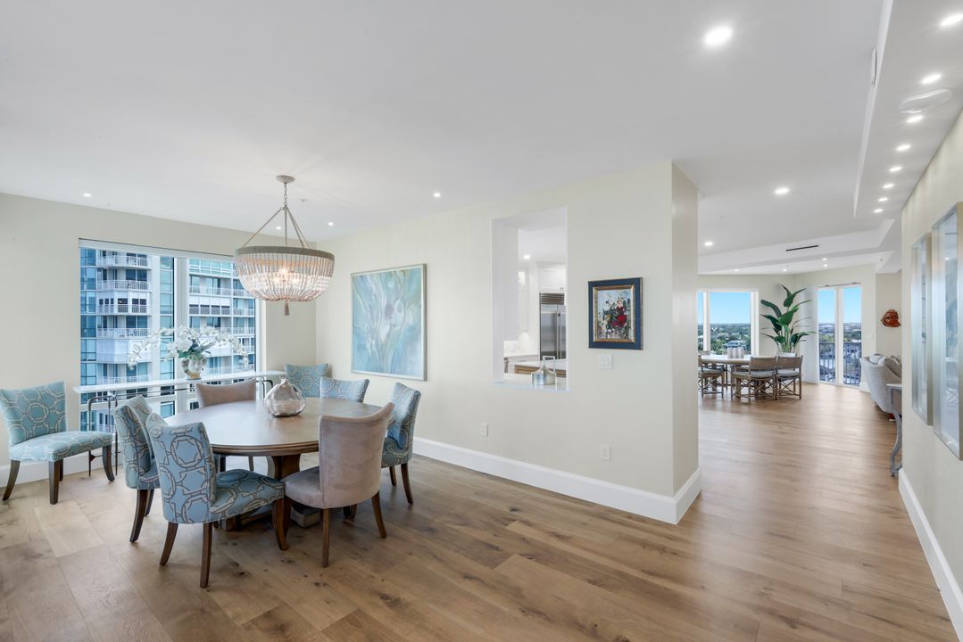 4201 Gulf Shore Blvd N #1003, Naples, FL 34103