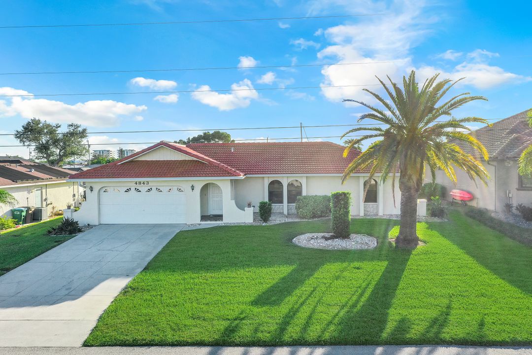 4843 Triton Ct W, Cape Coral, FL 33904