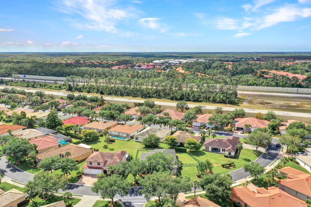 3967 Ruxton Rd, Naples, FL 34116