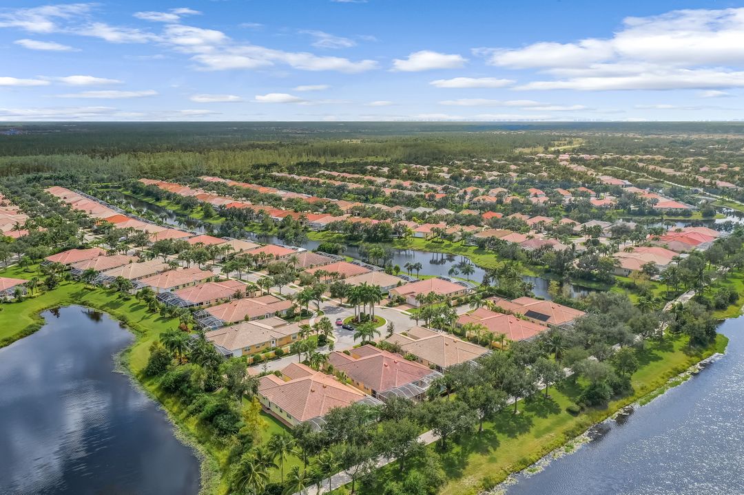 28827 Vermillion Ln, Bonita Springs, FL 34135