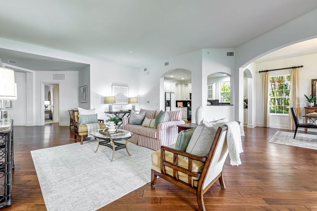3164 Serena Ln #101, Naples, FL 34114