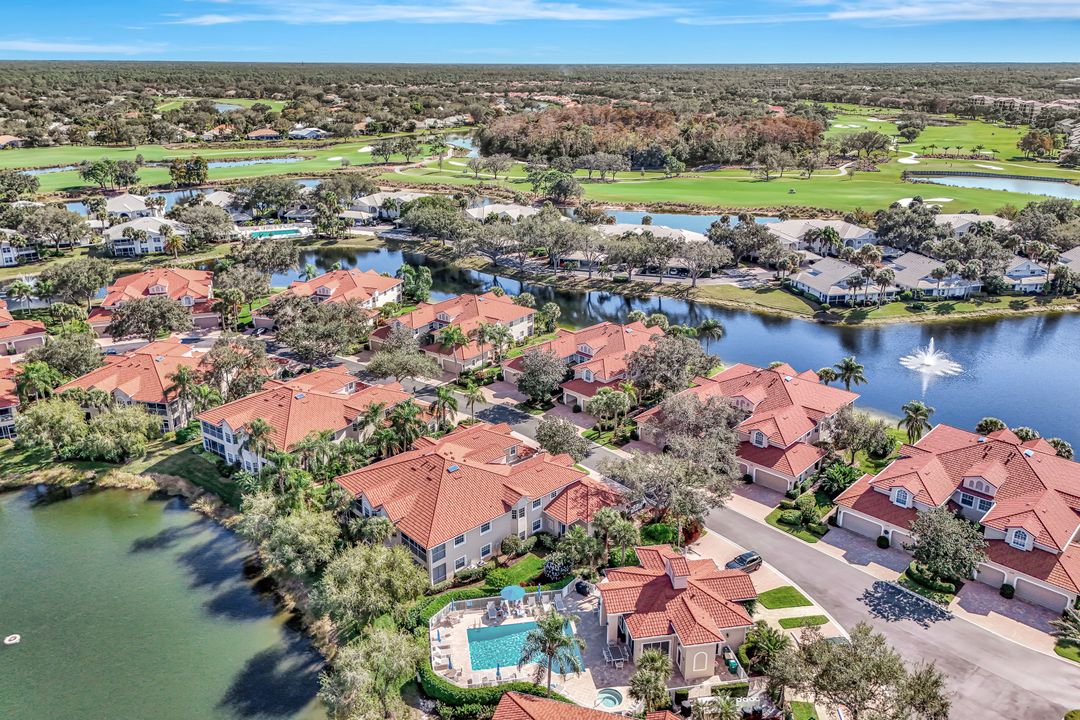 6200 Reserve Cir #404, Naples, FL 34119