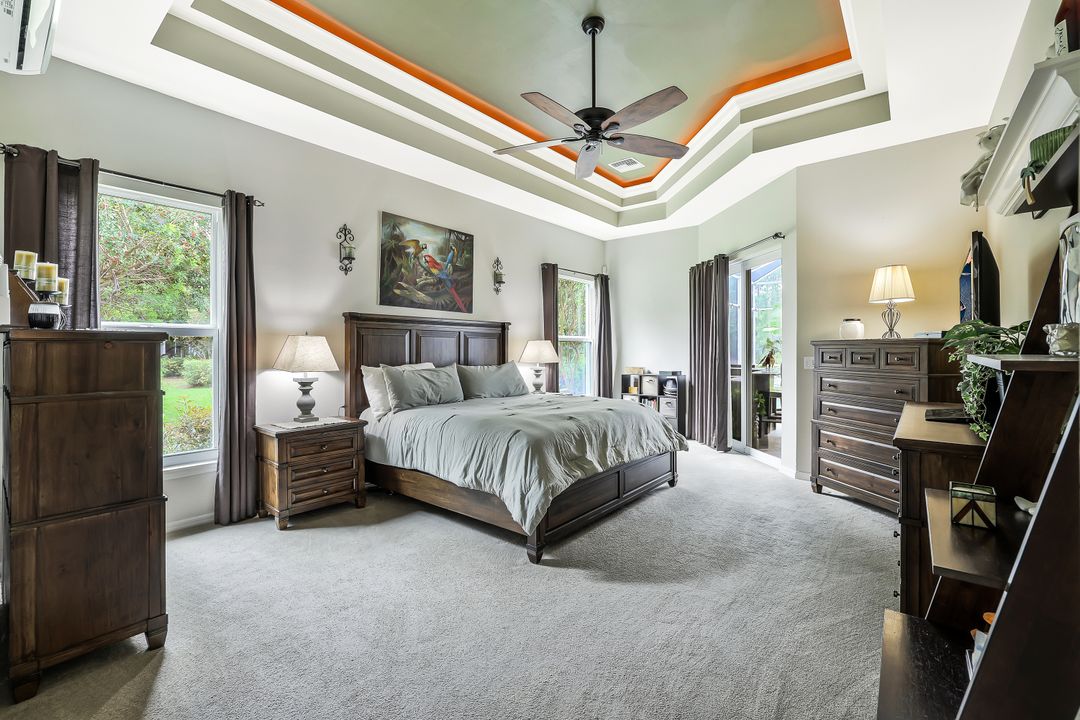 9889 Clear Lake Cir, Naples, FL 34109