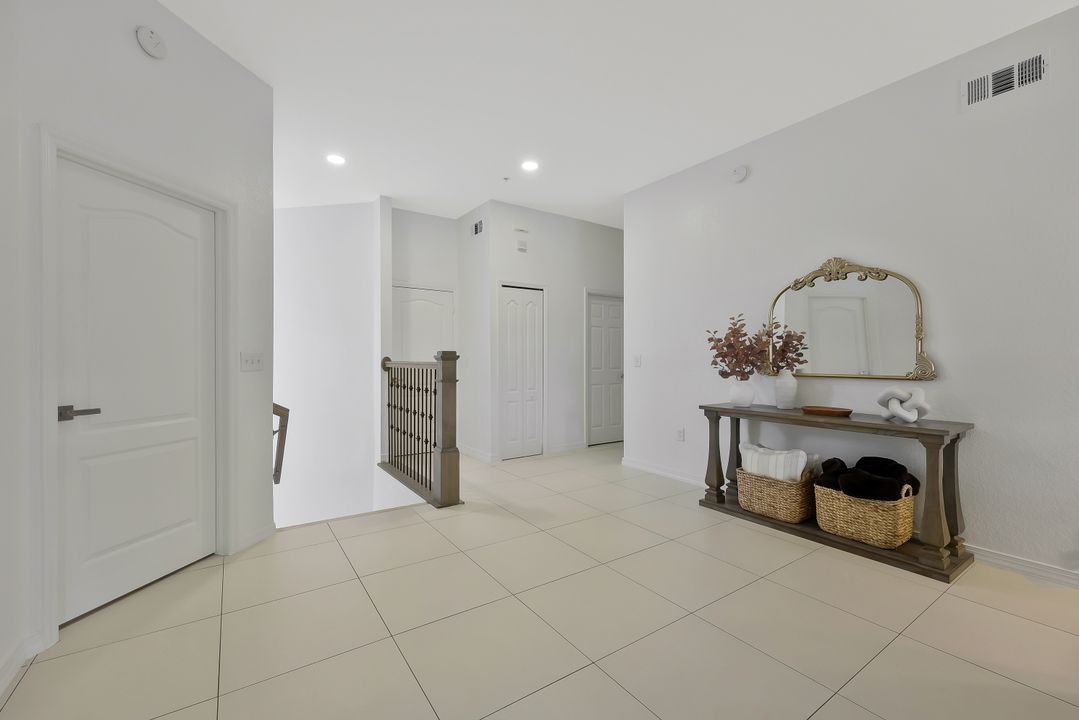 9210 Belleza Way #204, Fort Myers, FL 33908