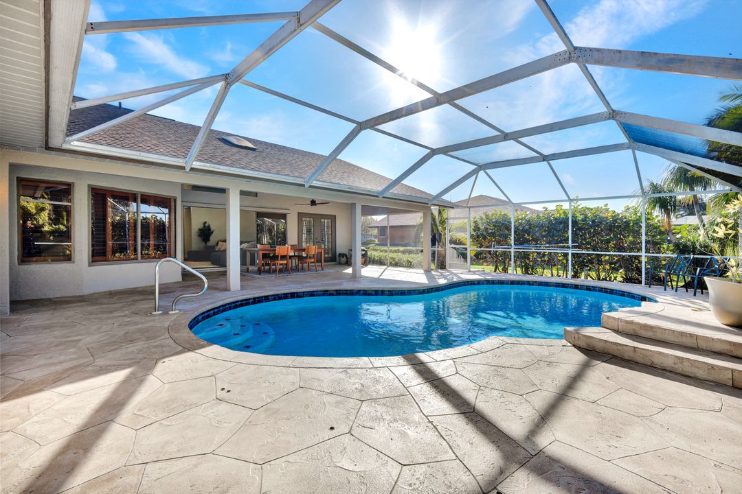 6597 Willow Lake Cir, Fort Myers, FL 33966