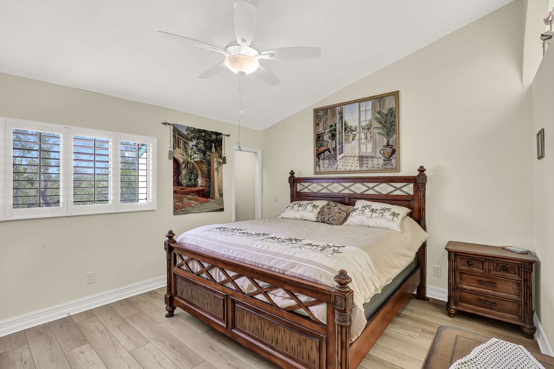 2294 Anchorage Ln #C, Naples, FL 34104