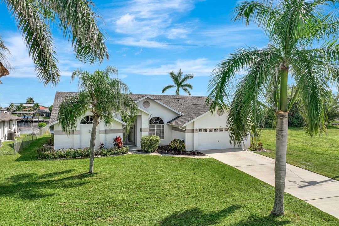 2137 SE 19th Ave, Cape Coral, FL 33990