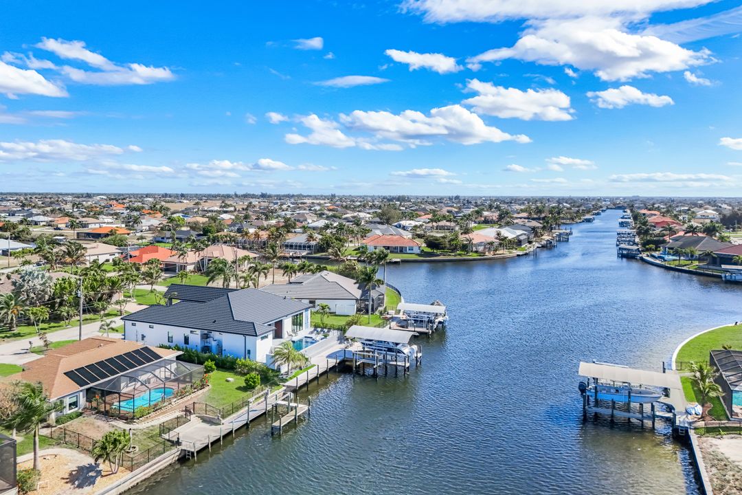 3806 NW 4th St, Cape Coral, FL 33993