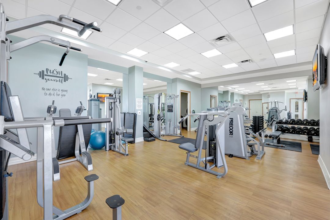 2104 W First St #1404, Fort Myers, FL 33901