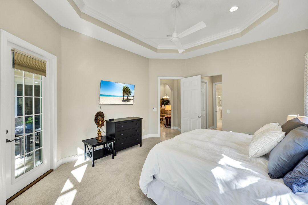 10205 Avonleigh Dr, Bonita Springs, FL 34135