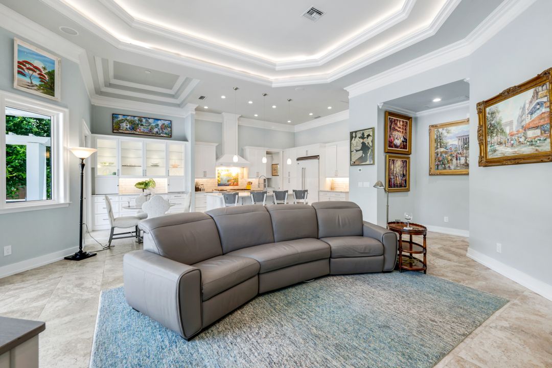 491 Wedge Dr, Naples, FL 34103