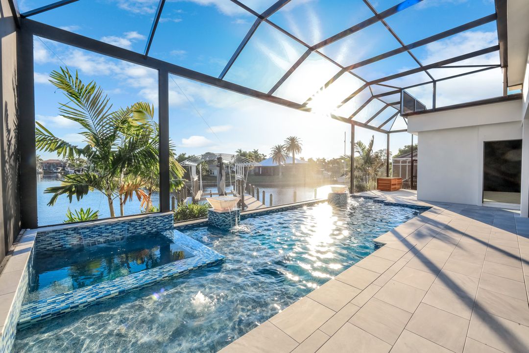 122 SW 58th St, Cape Coral, FL 33914