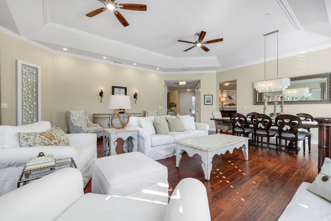 1840 Les Chateaux Blvd #4201, Naples, FL 34109