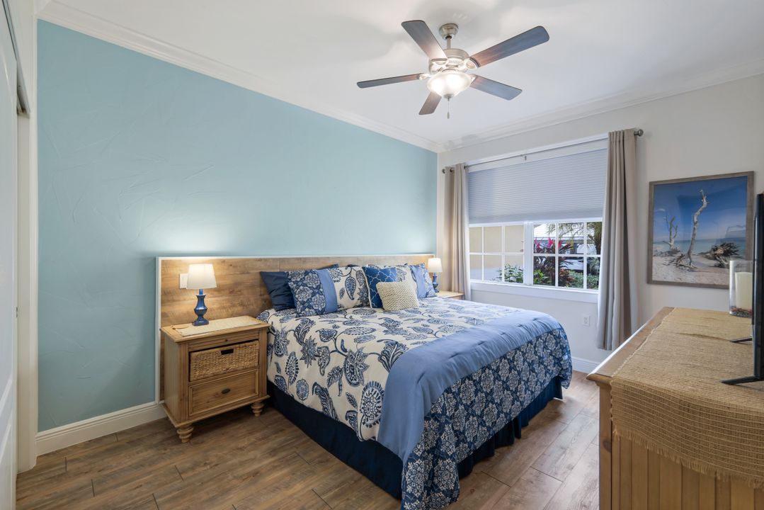 1118 Sweetwater Ln #1301, Naples, FL 34110