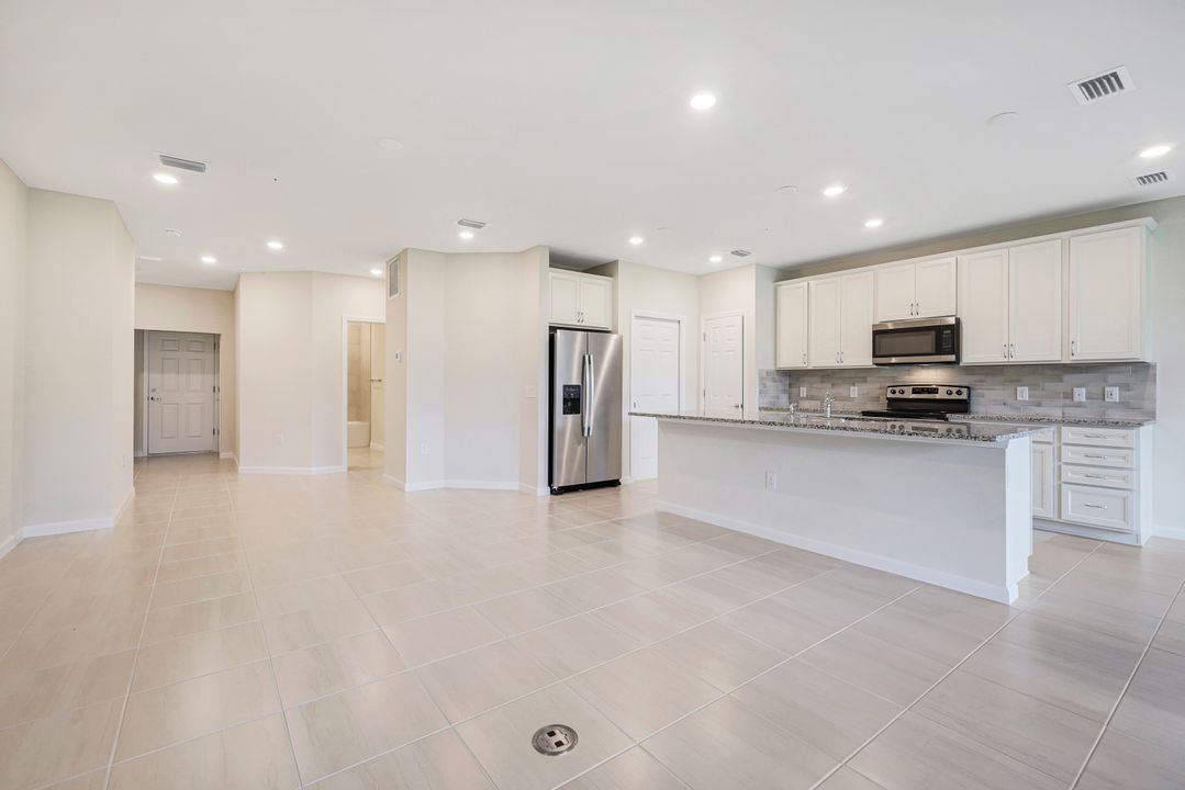 5697 Mayflower Way #1207, Ave Maria, FL 34142