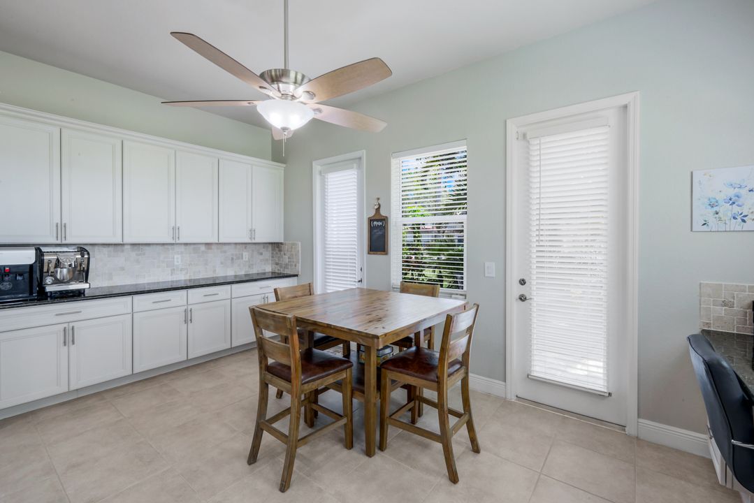 1776 Birdie Dr, Naples, FL 34120