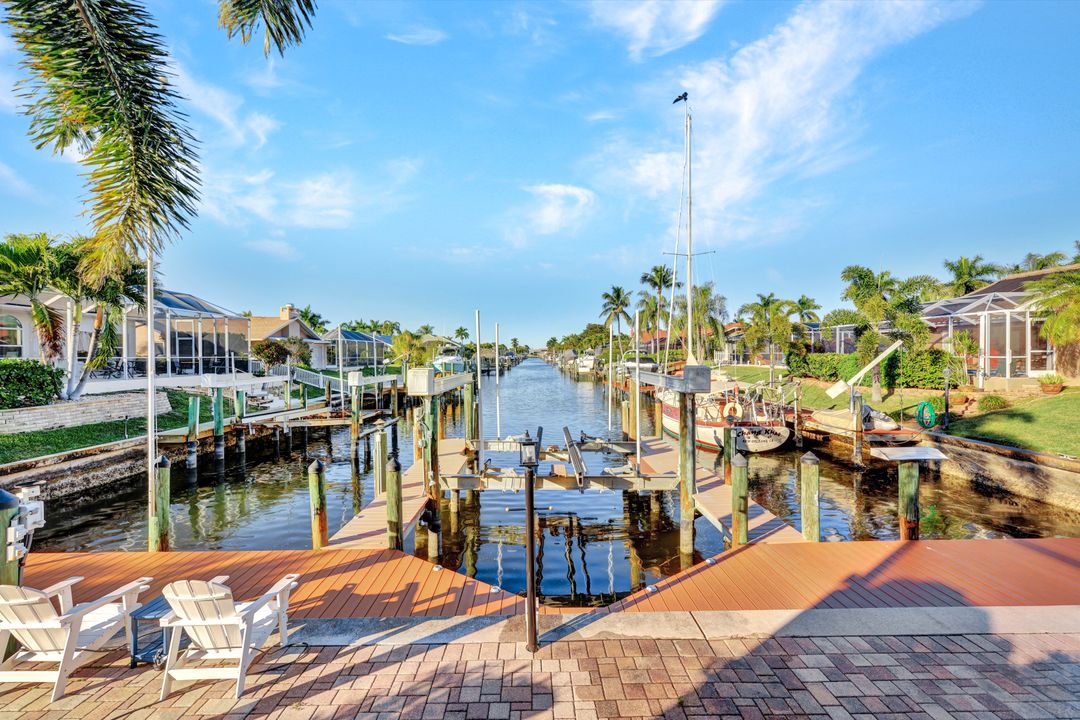 907 SW 51st Terrace, Cape Coral, FL 33914