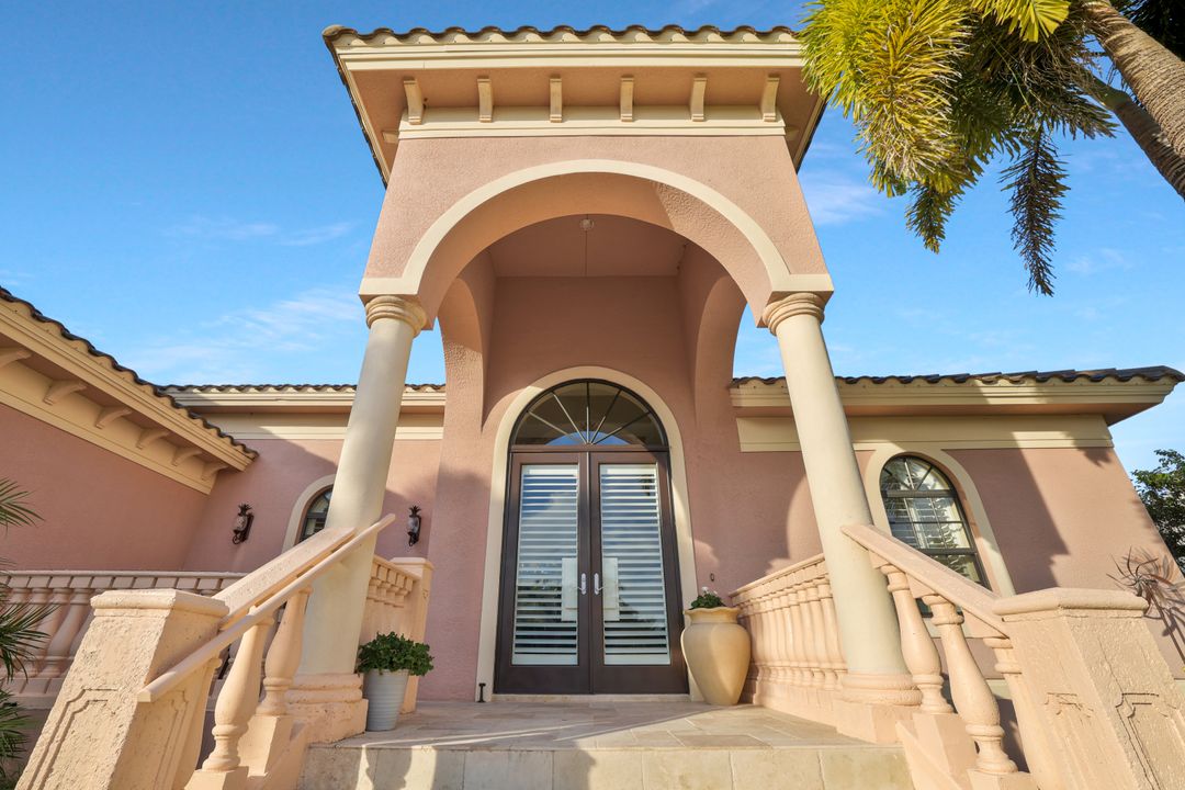 310 Colonial Ave, Marco Island, FL 34145