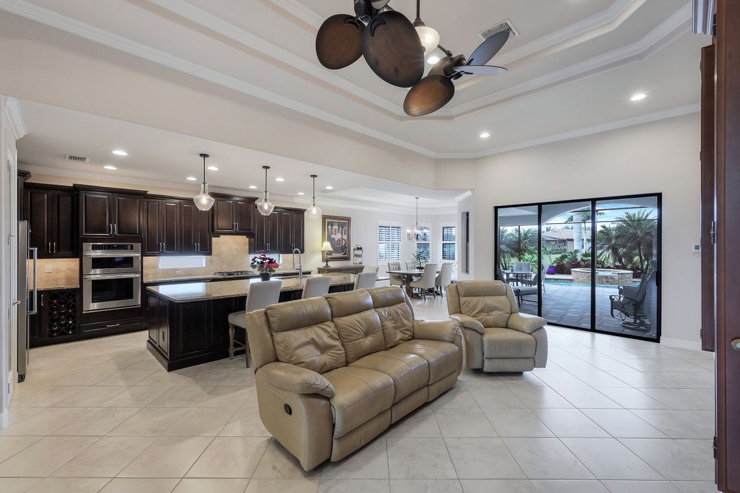 9973 Alhambra Ln, Bonita Springs, FL 34135