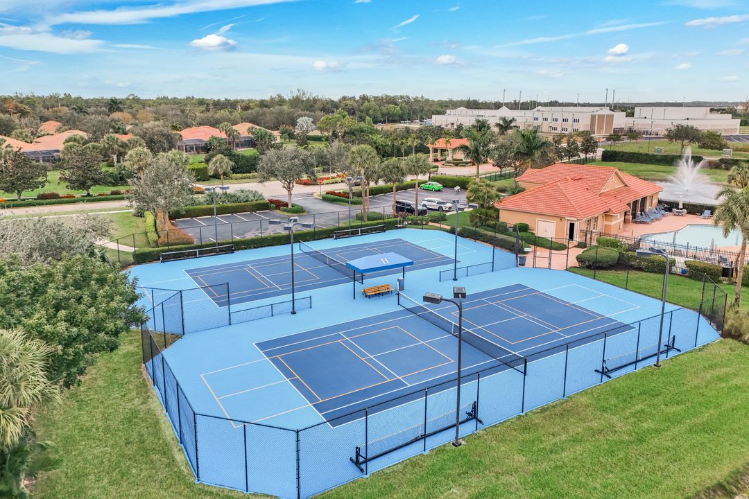 10542 Yorkstone Dr, Bonita Springs, FL 34135