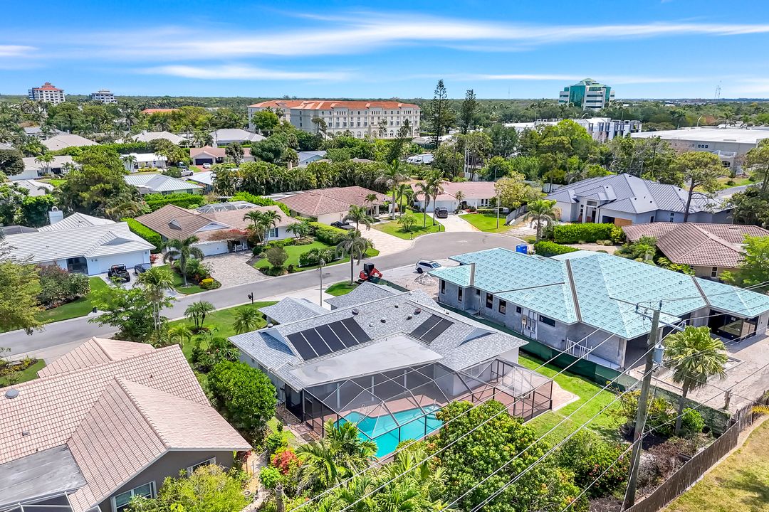 750 Southern Pines Dr, Naples, FL 34103
