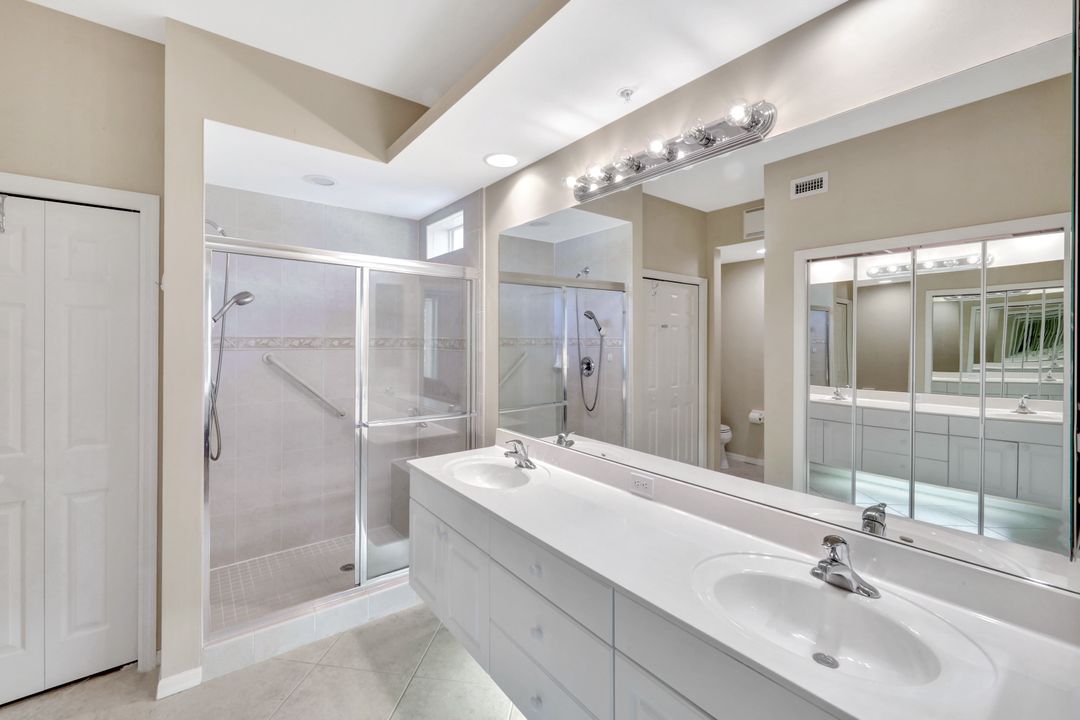 2395 Bayou Ln #01, Naples, FL 34112