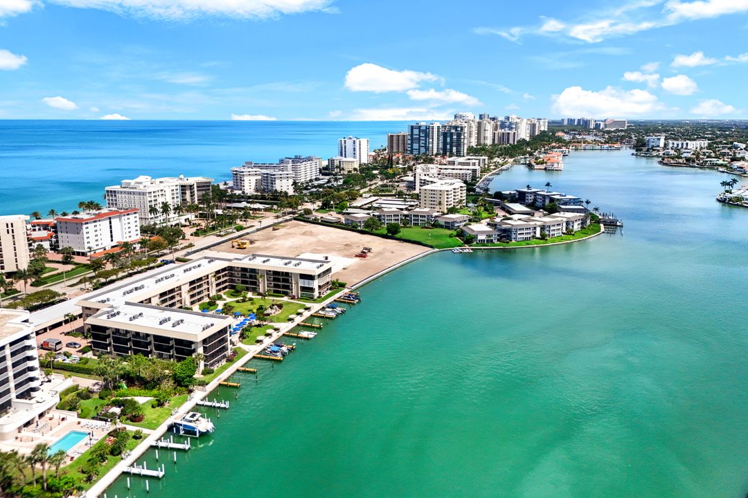 3200 Gulf Shore Blvd N #112, Naples, FL 34103