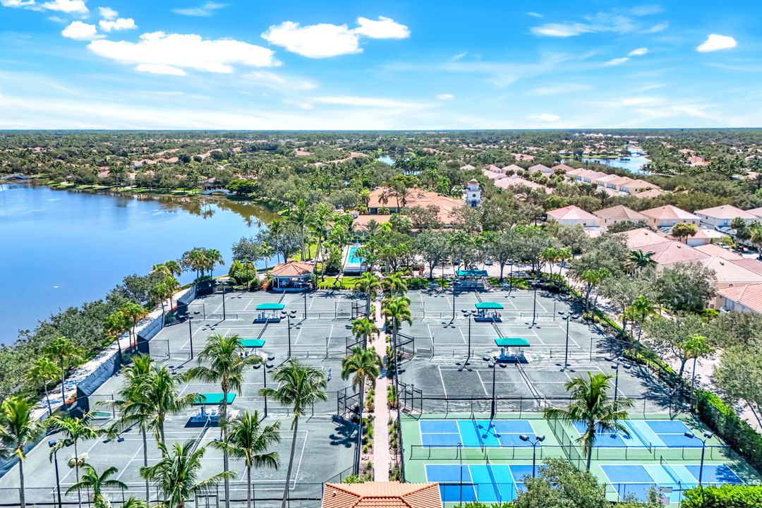 5129 Inagua Way, Naples, FL 34119