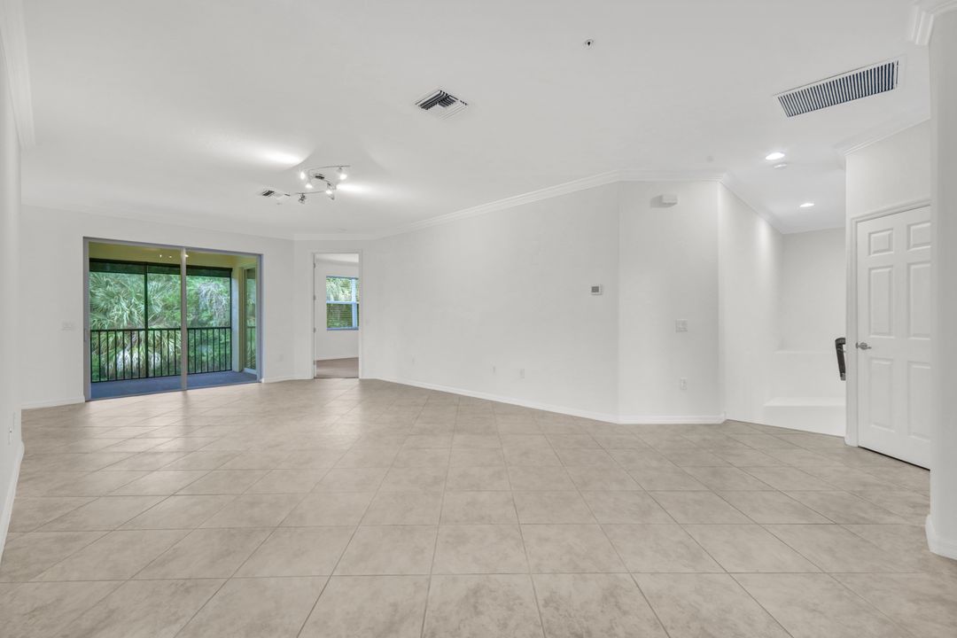 10240 Cobble Notch Loop #201, Bonita Springs, FL 34135