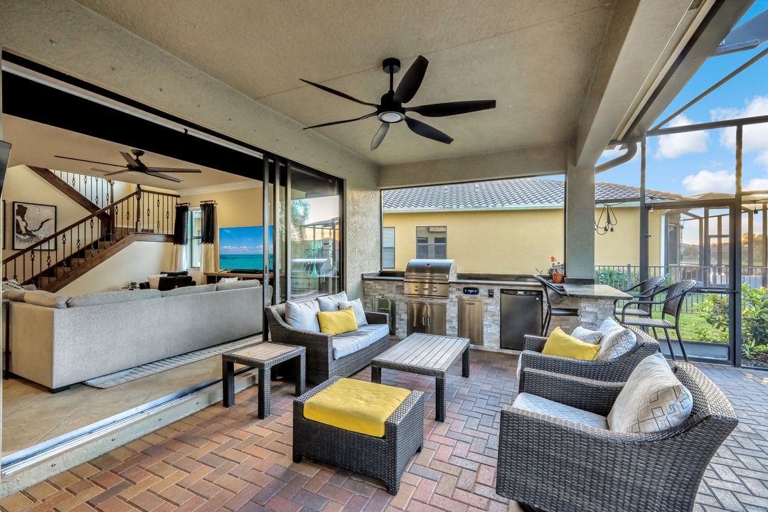 11732 Meadowrun Cir, Fort Myers, FL 33913