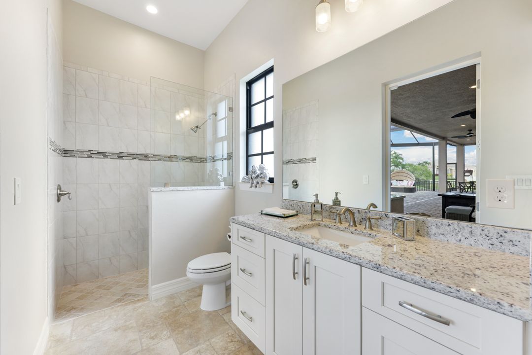 225 SW 12th Terrace, Cape Coral, FL 33991