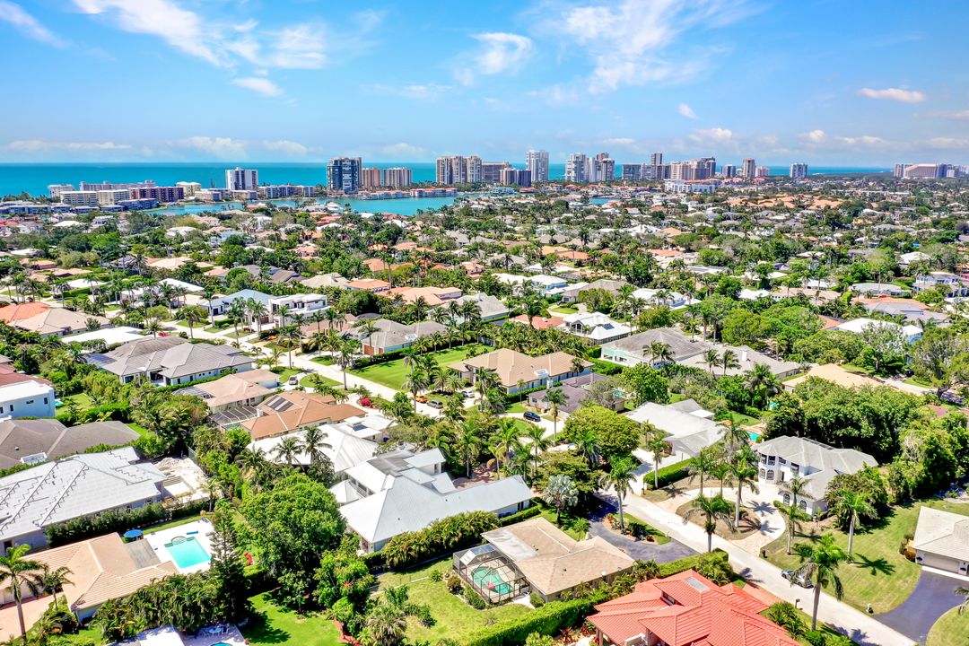 770 Portside Dr, Naples, FL 34103