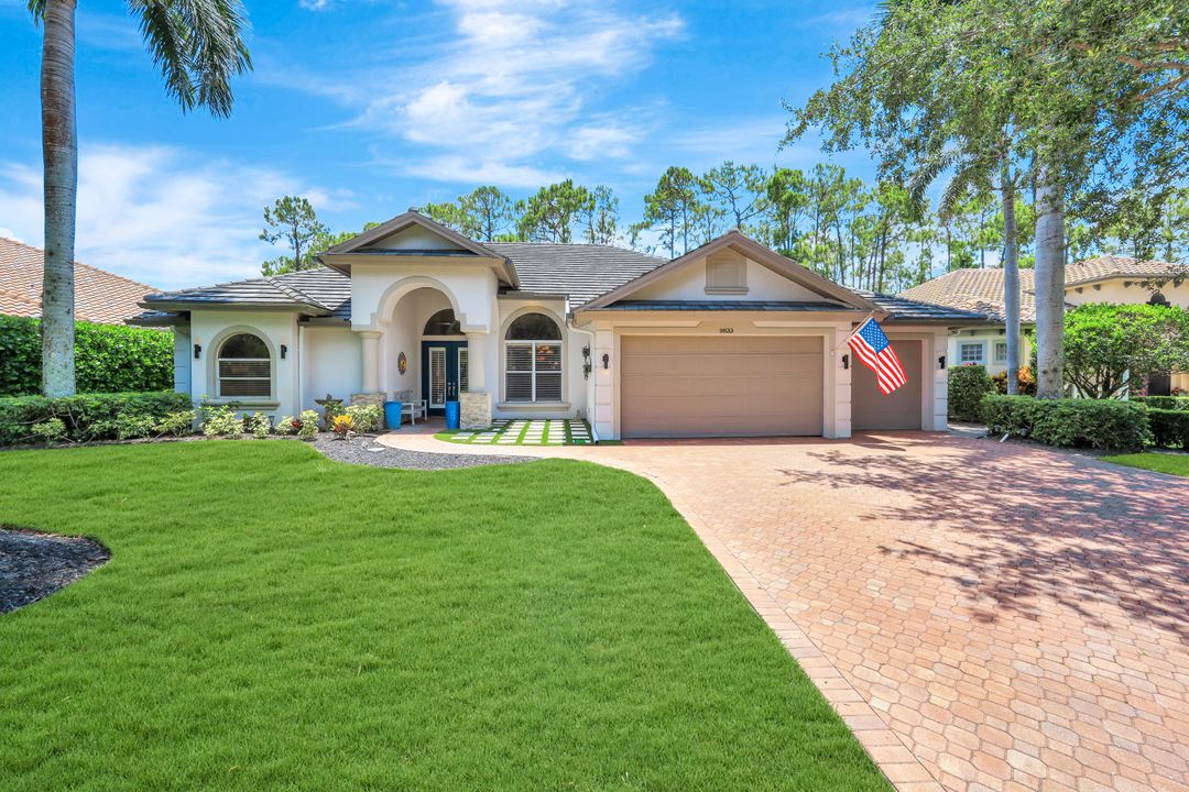 9833 Clear Lake Cir, Naples, FL 34109