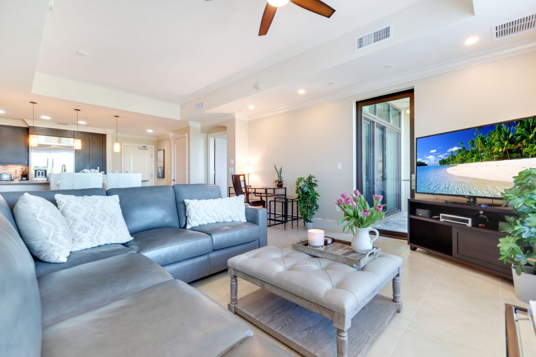 9115 Strada Pl #5205, Naples, FL 34108