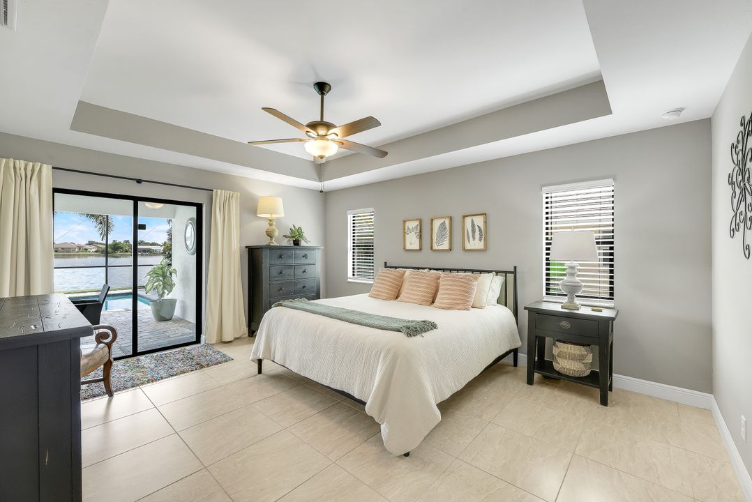 401 NE 19th Pl, Cape Coral, FL 33909