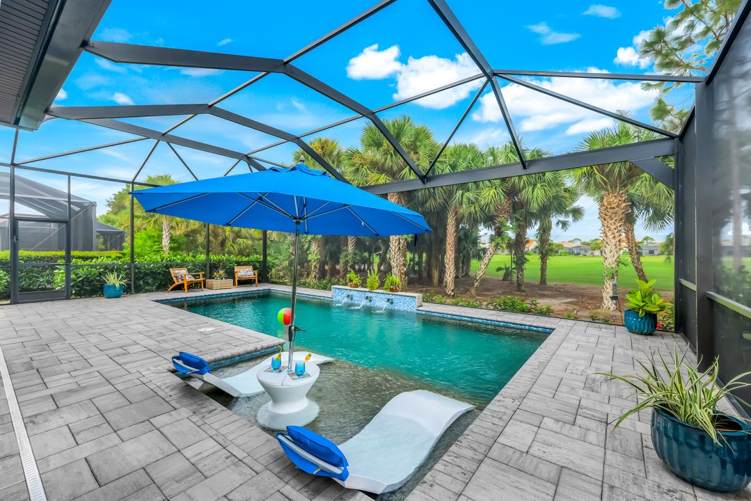 9354 Greyhawk Trl, Naples, FL 34120